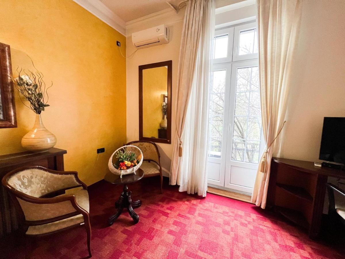 Hotel Manjez Centar Belgrad Zewnętrze zdjęcie