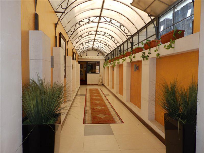 Hotel Manjez Centar Belgrad Zewnętrze zdjęcie